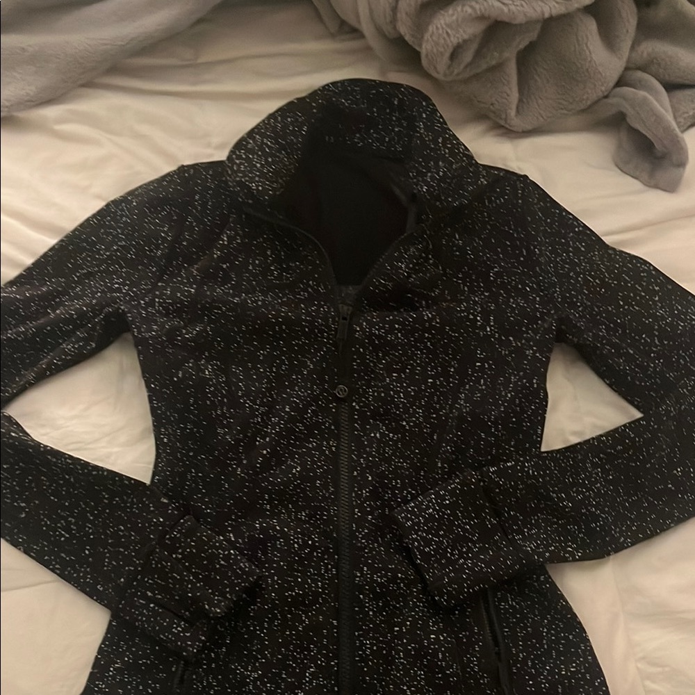 Women's Black and white spotted define jacket